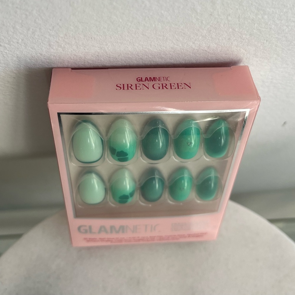 2 for $22 - Glamnetic Press On Nails - Siren Green - Picture 4 of 5